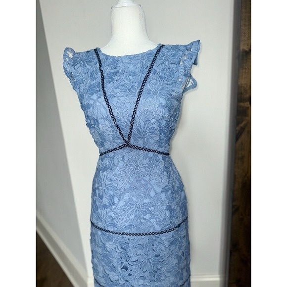 Warehouse Scallop hem Luxe Lace lined Occassion party Dress size us 2 uk 6 - Picture 3 of 10